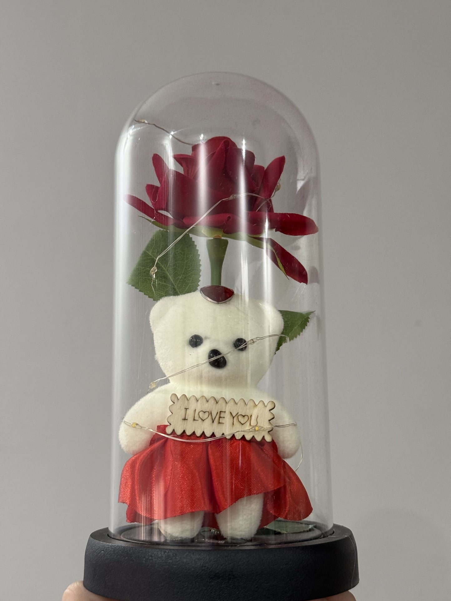 Večna Staklena Ruža – Simbol Beskrajne Ljubavi 🌹❤️